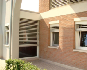 frangisole elettrico a scomparsa